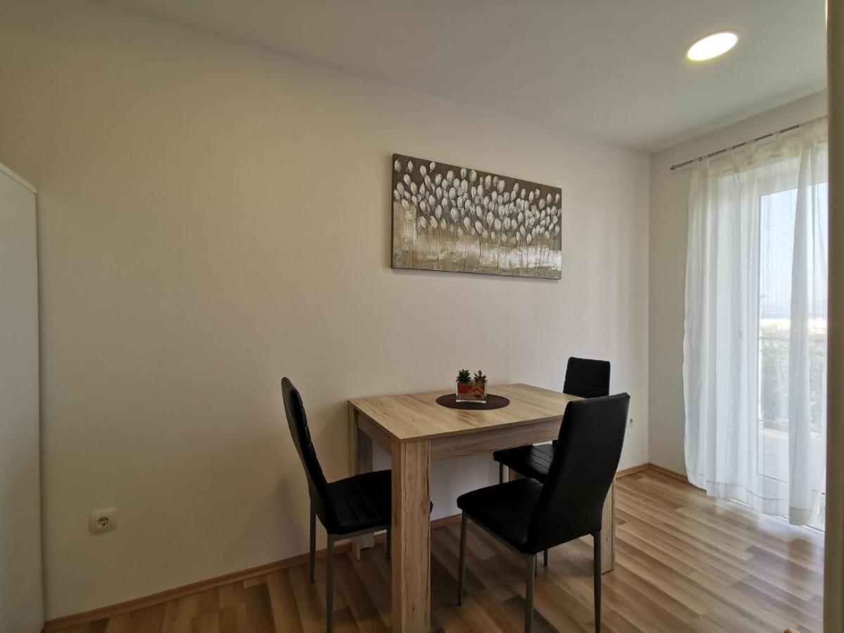 Apartmani Peco Duce Bagian luar foto